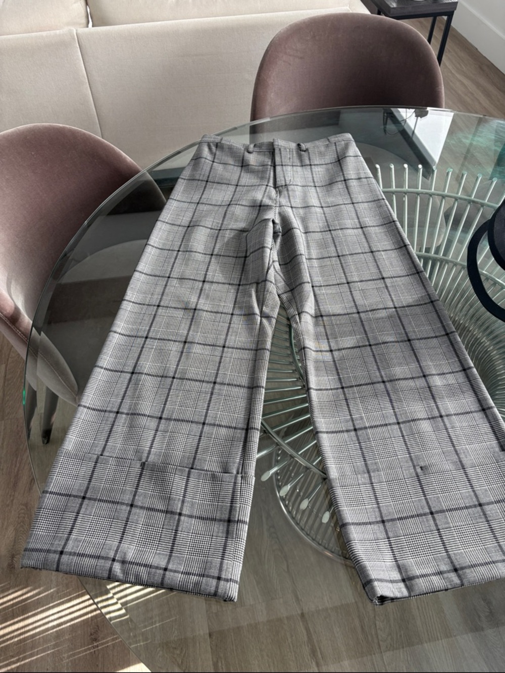 Sea New York cropped high rise black plaid Wide-Pants. Button and zipper fly. - Picture 3 of 15